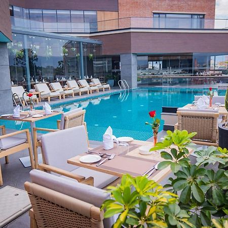 Hotel Barahi Katmandu Dış mekan fotoğraf