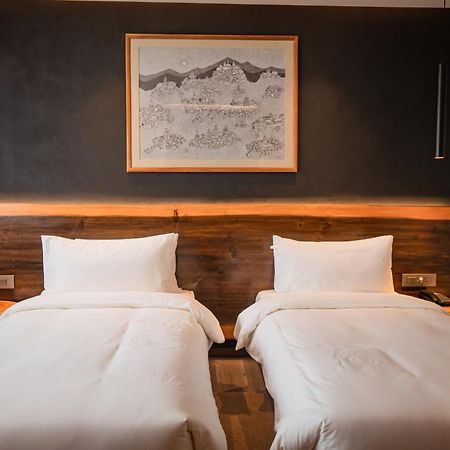 Hotel Barahi Katmandu Dış mekan fotoğraf