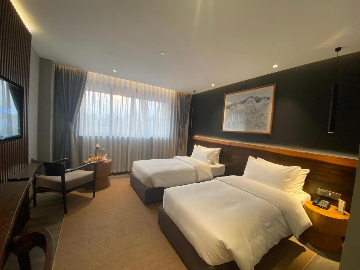 Hotel Barahi Katmandu Dış mekan fotoğraf